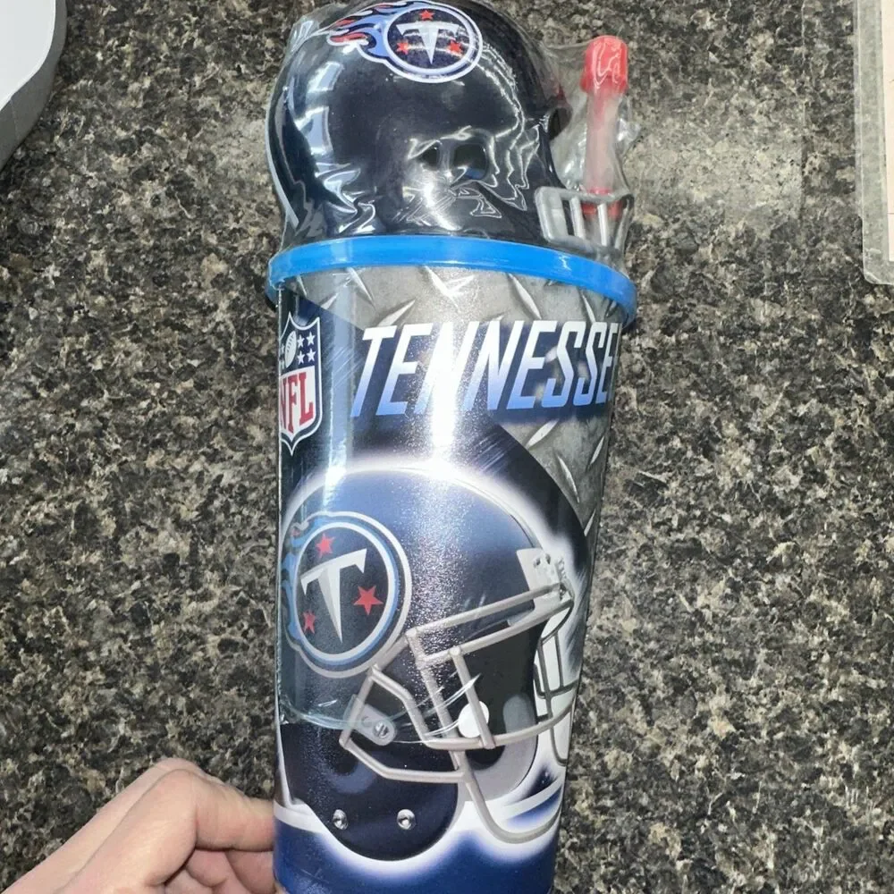 Tennessee Titans Helmet Cup 32oz Plastic with Straw